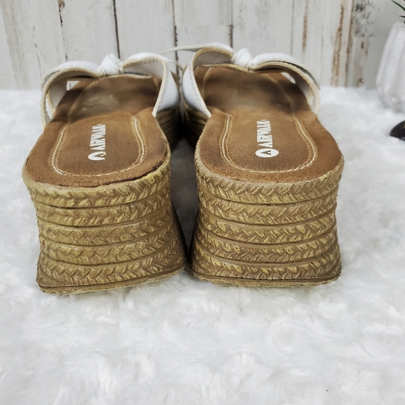 Airwalk Bow Wedge Sandals White Size 10 - Picture 6 of 11